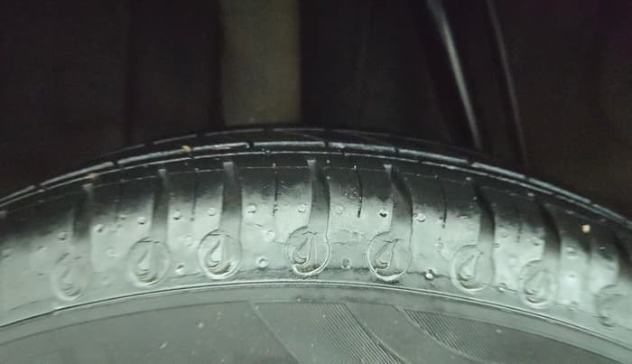 2020 Renault Kwid RXL, Petrol, Manual, 20,477 km, Right Rear Tyre Tread