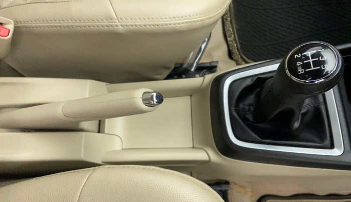 2020 Maruti Dzire ZXI, Petrol, Manual, 13,502 km, Gear Lever