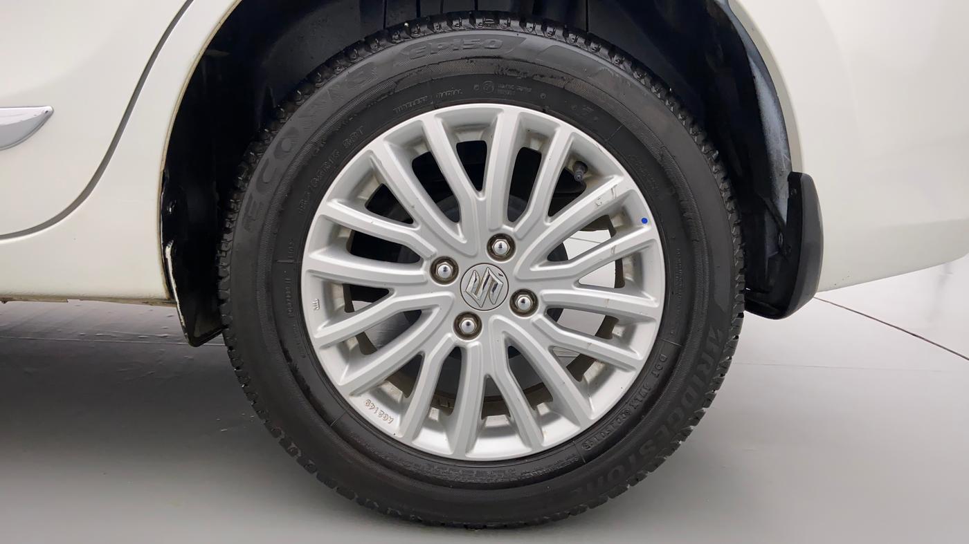 2020 Maruti Dzire ZXI, Petrol, Manual, 13,502 km, Left Rear Wheel