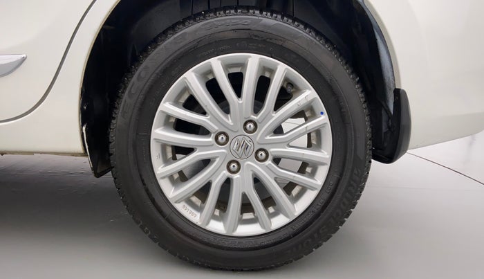 2020 Maruti Dzire ZXI, Petrol, Manual, 13,502 km, Left Rear Wheel