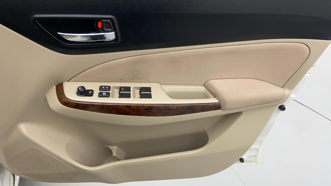 2020 Maruti Dzire ZXI, Petrol, Manual, 13,502 km, Driver Side Door Panels Control