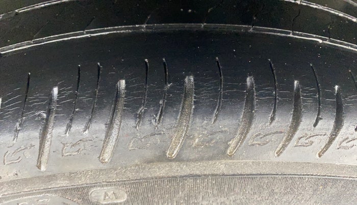 2021 Hyundai VENUE SX 1.0 TURBO IMT, Petrol, Manual, 56,076 km, Left Rear Tyre Tread