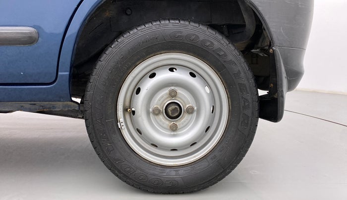 2010 Maruti Alto LXI, Petrol, Manual, 79,130 km, Left Rear Wheel