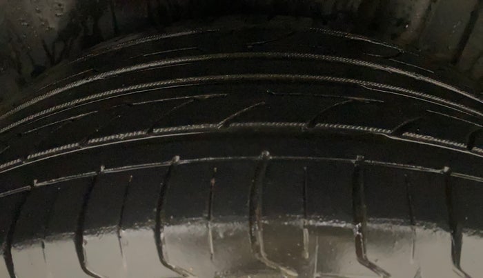 2021 Toyota URBAN CRUISER HIGH GRADE MT, Petrol, Manual, 40,561 km, Left Rear Tyre Tread