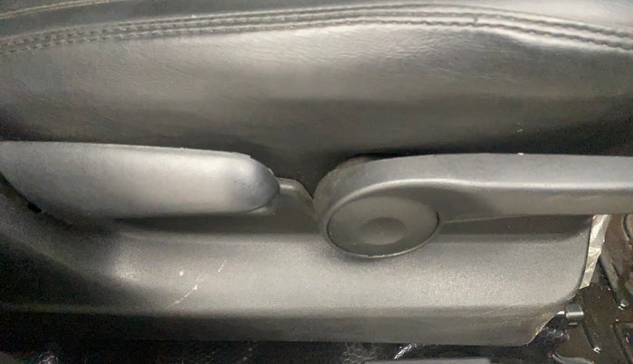 2021 Toyota URBAN CRUISER HIGH GRADE MT, Petrol, Manual, 40,561 km, Driver Side Adjustment Panel