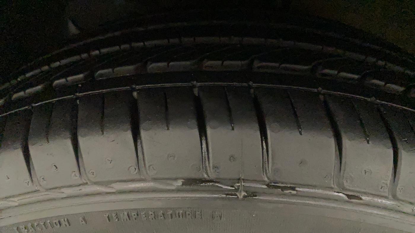 2017 Hyundai Creta E PLUS 1.6 PETROL, Petrol, Manual, 77,926 km, Left Front Tyre Tread