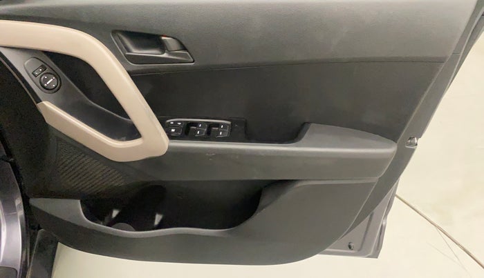 2017 Hyundai Creta E PLUS 1.6 PETROL, Petrol, Manual, 77,926 km, Driver Side Door Panels Control