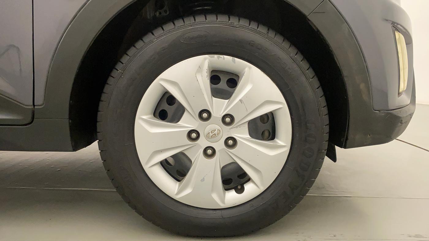 2017 Hyundai Creta E PLUS 1.6 PETROL, Petrol, Manual, 77,926 km, Right Front Wheel