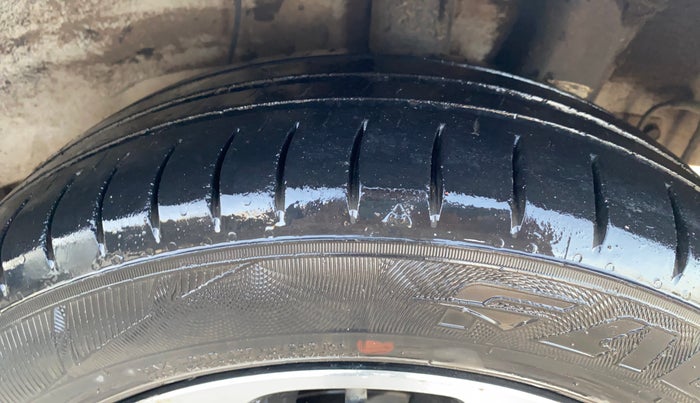 2018 Hyundai Grand i10 SPORTZ AT 1.2 KAPPA VTVT, Petrol, Automatic, 52,711 km, Left Rear Tyre Tread