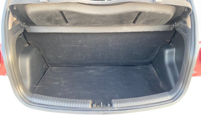 2018 Hyundai Grand i10 SPORTZ AT 1.2 KAPPA VTVT, Petrol, Automatic, 52,711 km, Boot Inside