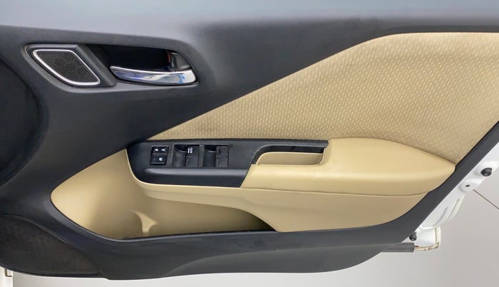 2019 Honda City 1.5L I-DTEC VX, Diesel, Manual, 1,12,187 km, Driver Side Door Panels Control