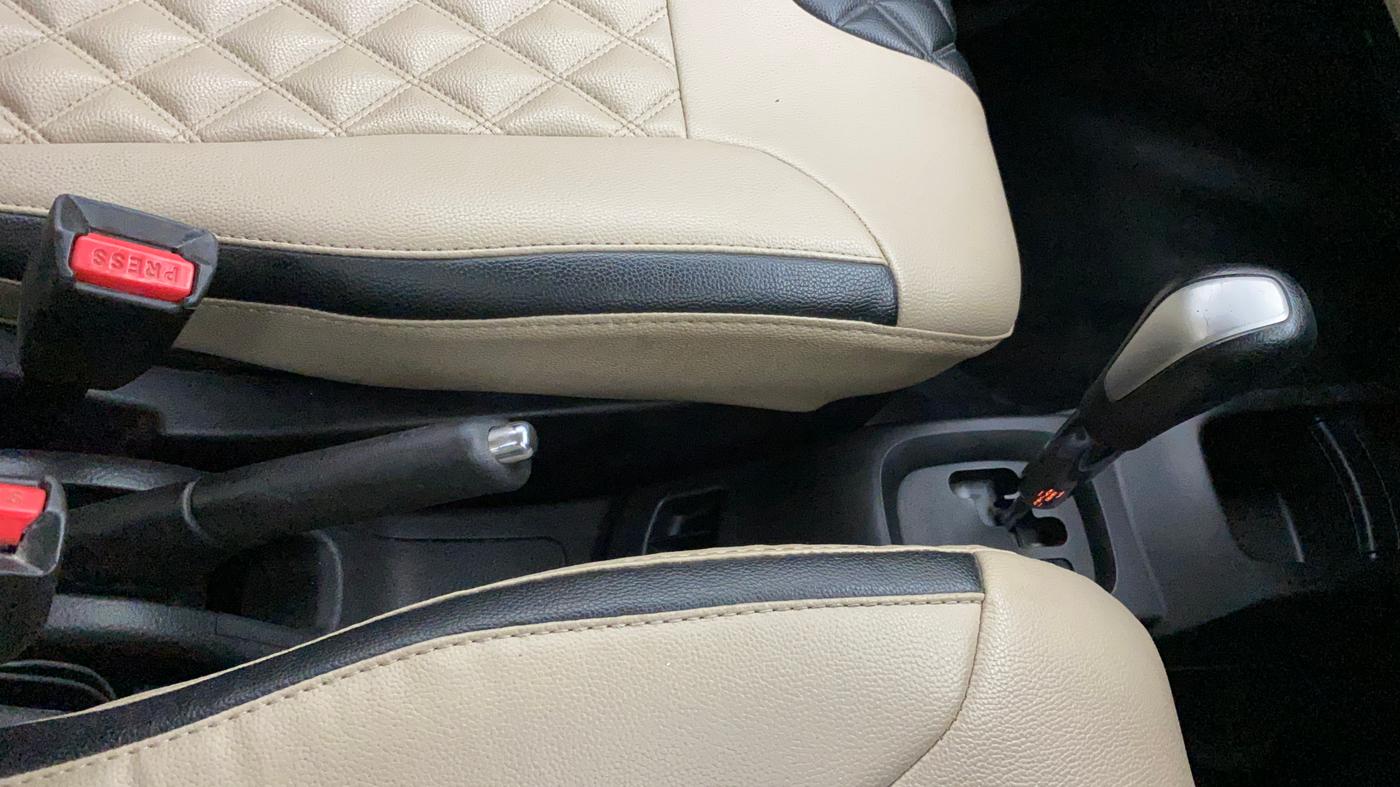 2017 Maruti Wagon R 1.0 VXI AMT, Petrol, Automatic, 21,156 km, Gear Lever