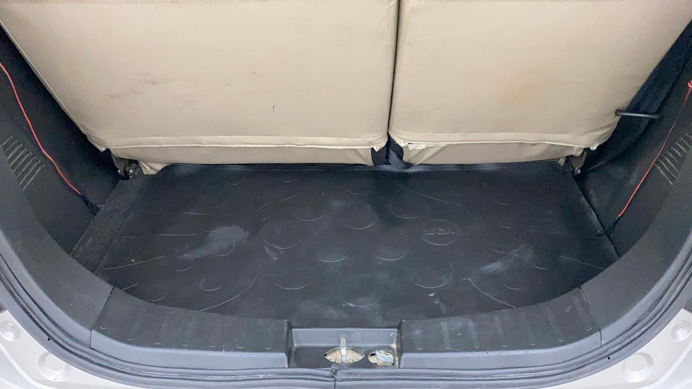 2017 Maruti Wagon R 1.0 VXI AMT, Petrol, Automatic, 21,156 km, Boot Inside