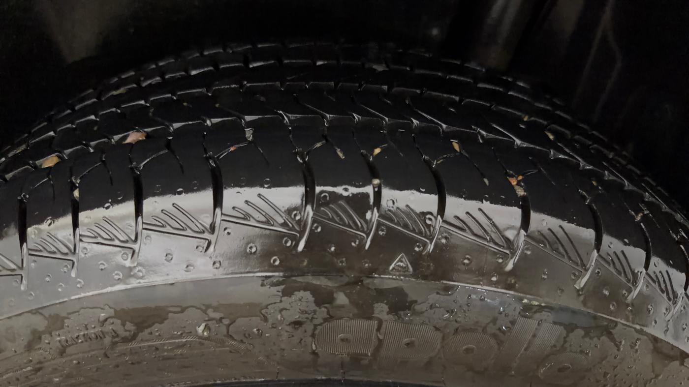 2024 Maruti Grand Vitara SIGMA SMART HYBRID, Petrol, Manual, 9,176 km, Left Rear Tyre Tread