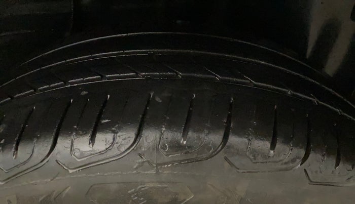 2022 Tata ALTROZ XZA, Petrol, Automatic, 16,291 km, Left Rear Tyre Tread