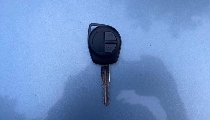 2013 Maruti Swift Dzire VXI, Petrol, Manual, 75,884 km, Key Close Up
