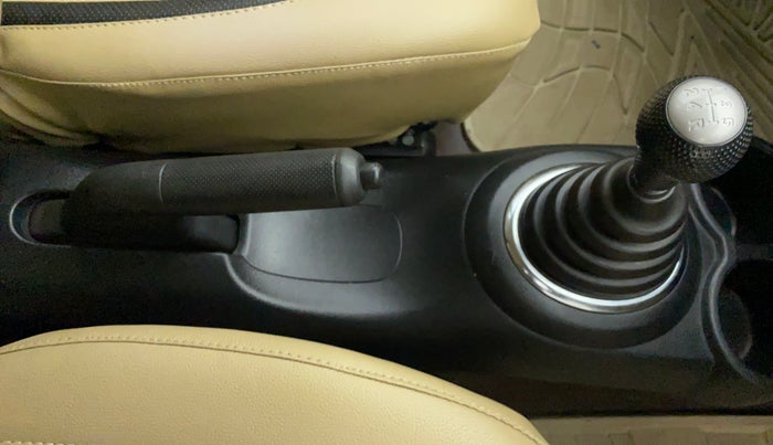 2017 Honda Amaze 1.2 S (O) MT I VTEC, Petrol, Manual, 27,862 km, Gear Lever