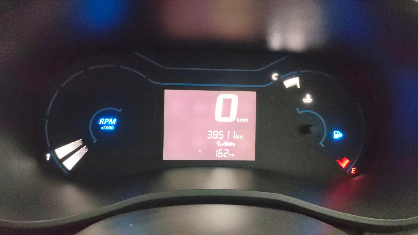 2019 Renault Kwid RXT 1.0 (O), Petrol, Manual, 38,511 km, Odometer Image