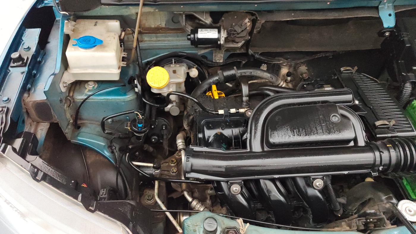 2019 Renault Kwid RXT 1.0 (O), Petrol, Manual, 38,511 km, Engine View - Right