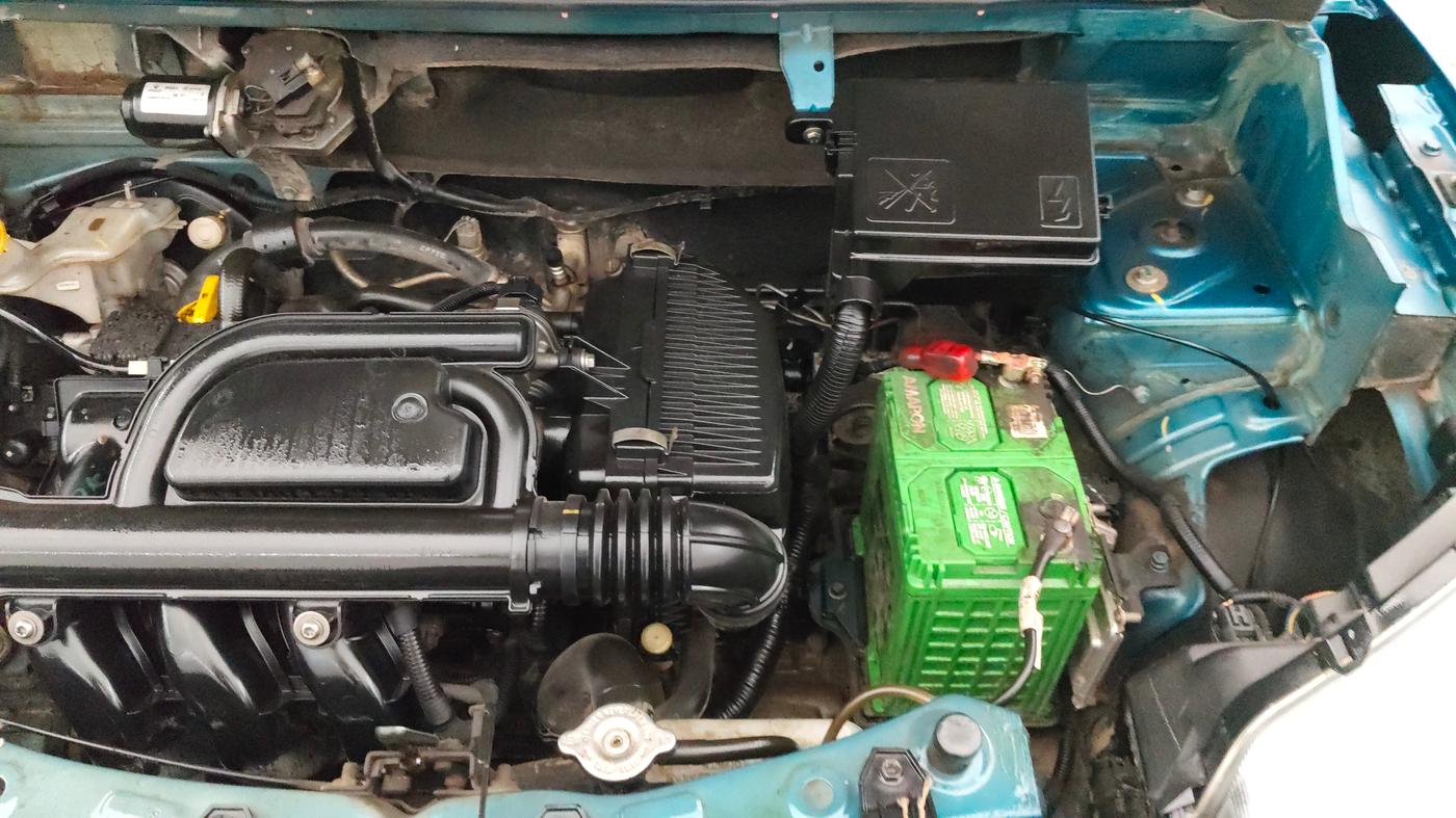 2019 Renault Kwid RXT 1.0 (O), Petrol, Manual, 38,511 km, Engine View - Left