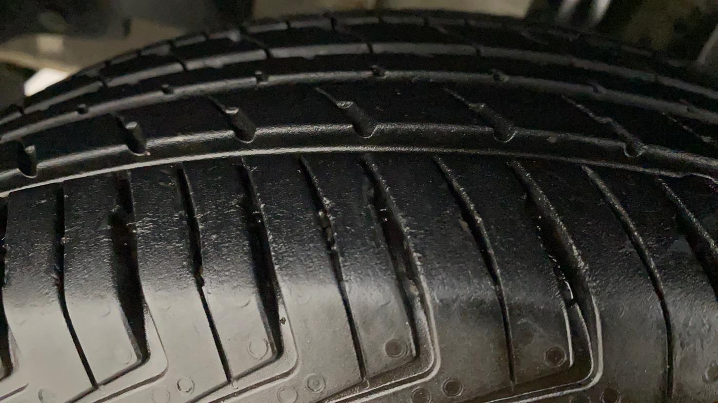 2016 Renault Kwid RXT 0.8, Petrol, Manual, 79,026 km, Left Front Tyre Tread