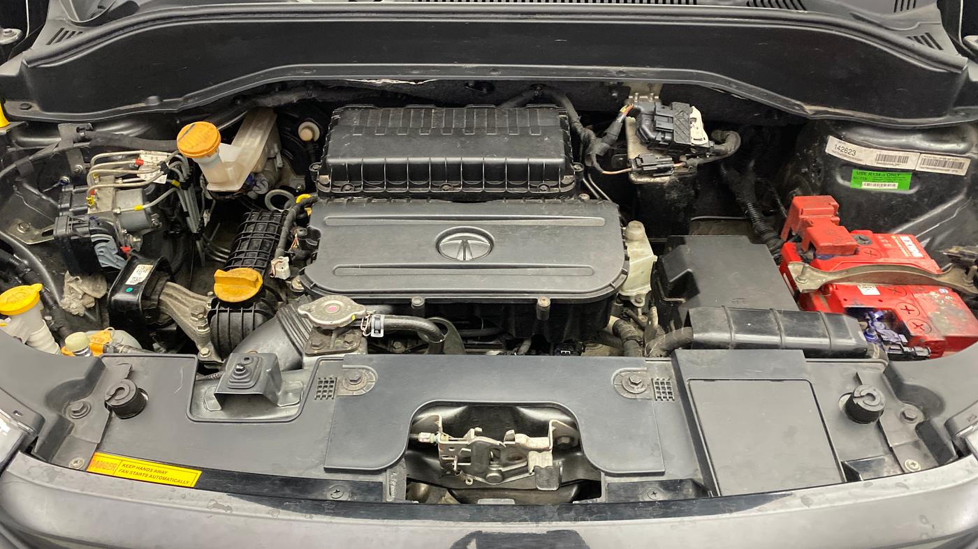 2024 Tata PUNCH ADVENTURE AMT, Petrol, Automatic, 11,890 km, Engine View
