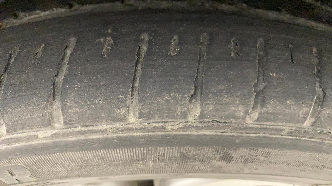 2019 Hyundai Elite i20 ASTA 1.2 (O), Petrol, Manual, 66,880 km, Left Rear Tyre Tread