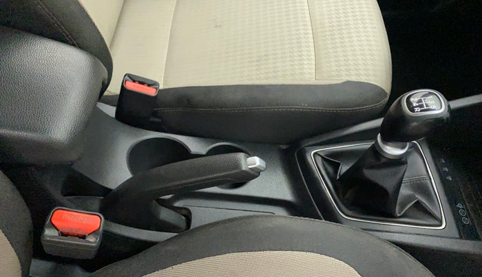2019 Hyundai Elite i20 ASTA 1.2 (O), Petrol, Manual, 66,880 km, Gear Lever