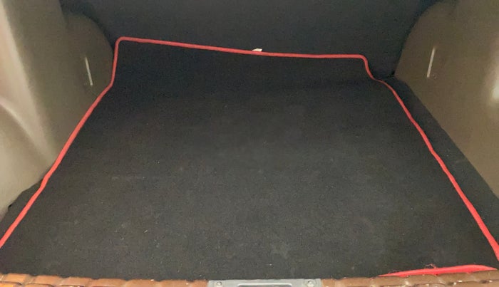 2018 Renault Duster 110 PS RXZ DIESEL, Diesel, Manual, 1,23,091 km, Boot Inside