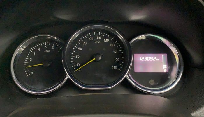 2018 Renault Duster 110 PS RXZ DIESEL, Diesel, Manual, 1,23,091 km, Odometer Image