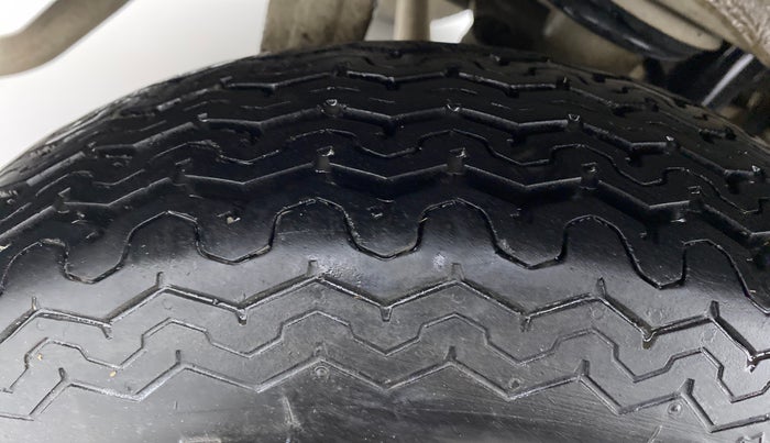 2016 Maruti Alto 800 LXI, Petrol, Manual, 46,087 km, Right Rear Tyre Tread