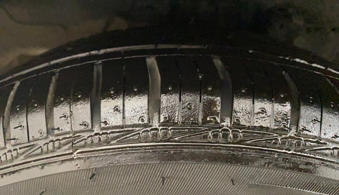 2013 Hyundai Eon MAGNA +, Petrol, Manual, 93,032 km, Right Rear Tyre Tread