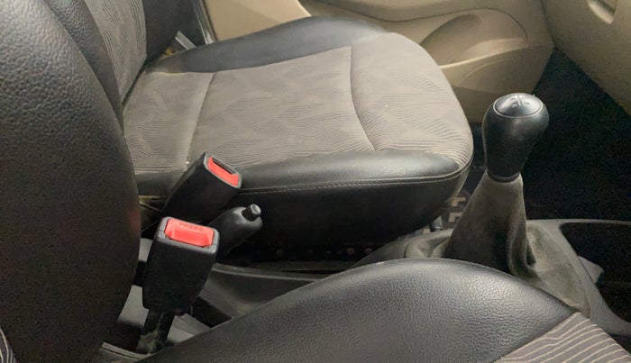 2013 Hyundai Eon MAGNA +, Petrol, Manual, 93,032 km, Gear Lever