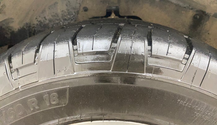 2020 Mahindra Thar LX D 4WD MT CONVERTIBLE, Diesel, Manual, 45,361 km, Left Front Tyre Tread