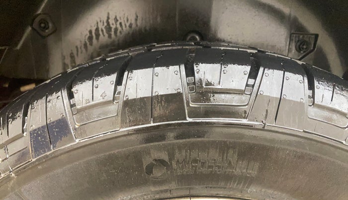 2020 Mahindra Thar LX D 4WD MT CONVERTIBLE, Diesel, Manual, 45,361 km, Right Rear Tyre Tread