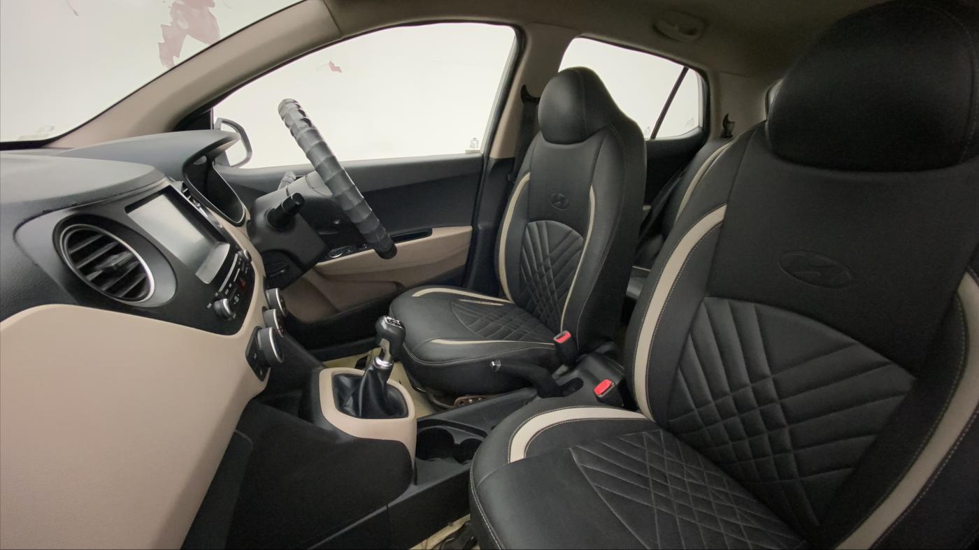 2018 Hyundai Grand i10 SPORTZ U2 1.2 CRDI, Diesel, Manual, 58,922 km, Right Side Front Door Cabin