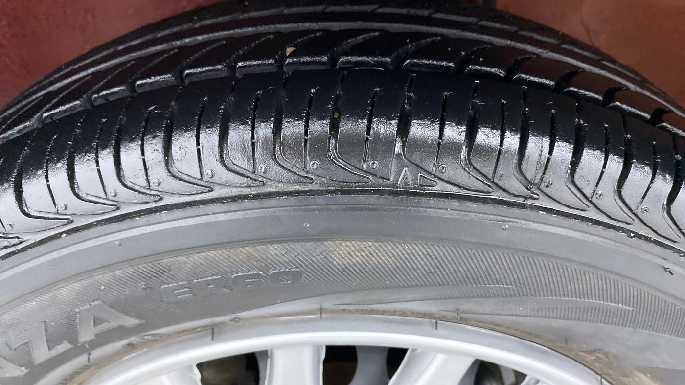 2013 Maruti Alto 800 LXI, Petrol, Manual, 3,904 km, Left Front Tyre Tread