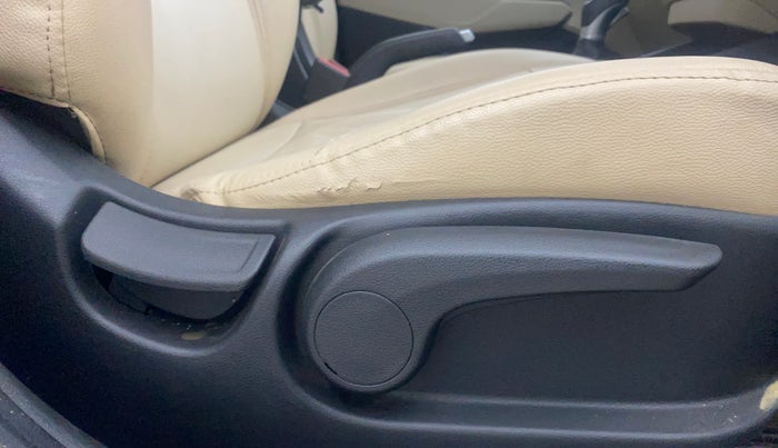 2018 Hyundai Verna 1.6 EX VTVT AT, Petrol, Automatic, 79,682 km, Driver Side Adjustment Panel