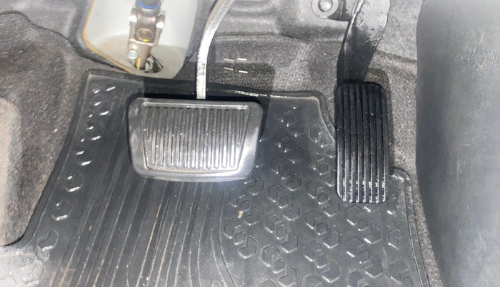 2018 Hyundai Verna 1.6 EX VTVT AT, Petrol, Automatic, 79,682 km, Pedals