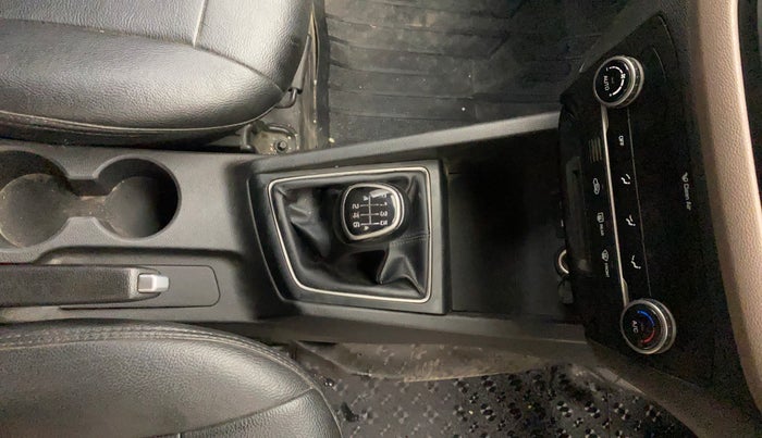 2017 Hyundai Elite i20 ASTA 1.4 CRDI, Diesel, Manual, 68,595 km, Gear Lever