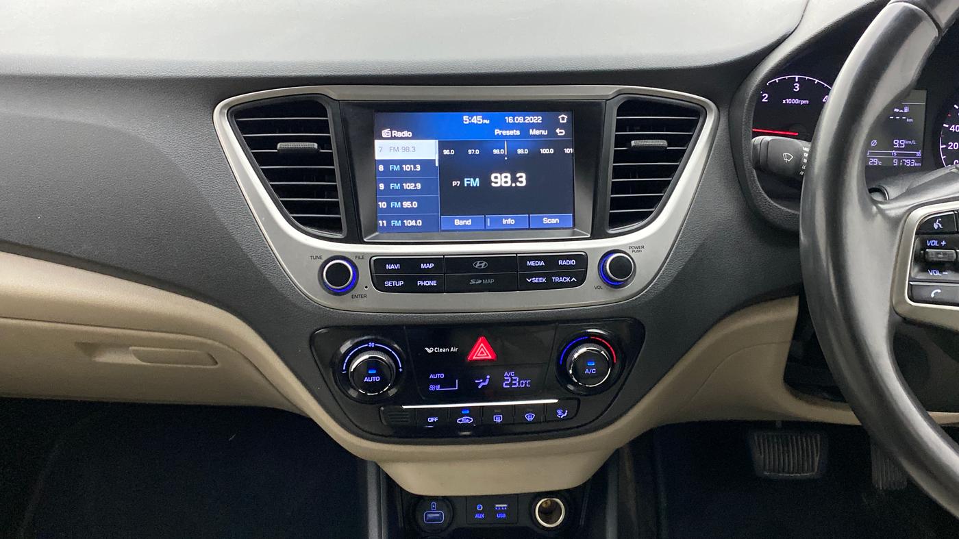 2017 Hyundai Verna 1.6 CRDI SX + AT, Diesel, Automatic, 91,968 km, Air Conditioner
