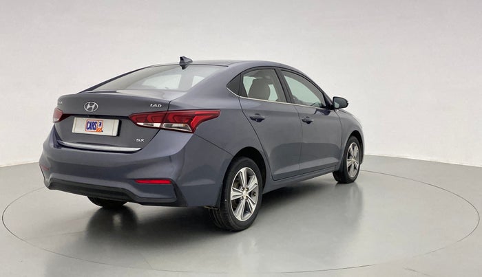 2017 Hyundai Verna 1.6 CRDI SX + AT, Diesel, Automatic, 91,968 km, Right Back Diagonal