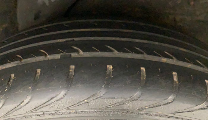 2011 Hyundai i20 ERA 1.2, Petrol, Manual, 94,886 km, Left Rear Tyre Tread