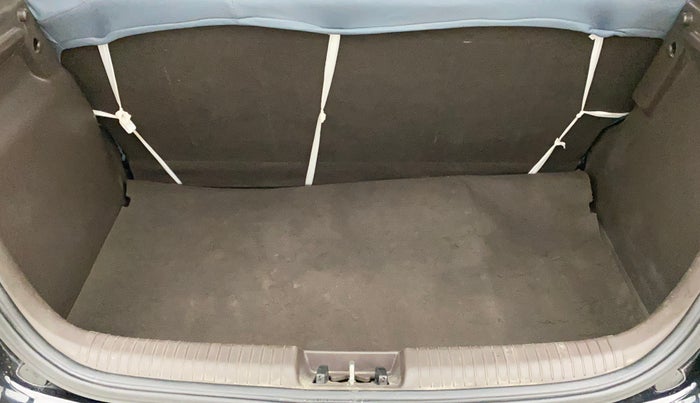 2011 Hyundai i20 ERA 1.2, Petrol, Manual, 94,886 km, Boot Inside