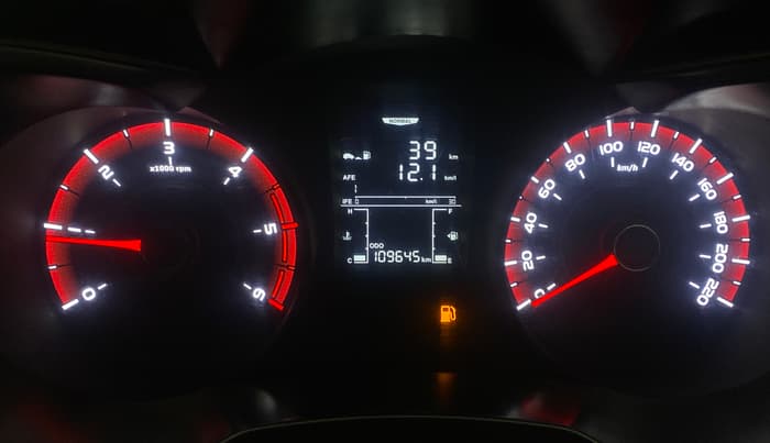 2019 Mahindra XUV300 W6 1.5 DIESEL, Diesel, Manual, 1,09,569 km, Odometer Image