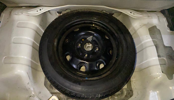 2016 Maruti Alto K10 VXI, Petrol, Manual, 63,938 km, Spare Tyre