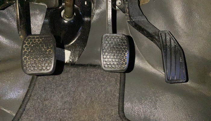 2016 Maruti Alto K10 VXI, Petrol, Manual, 63,938 km, Pedals