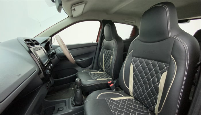 2016 Renault Kwid RXT, Petrol, Manual, 32,996 km, Right Side Front Door Cabin