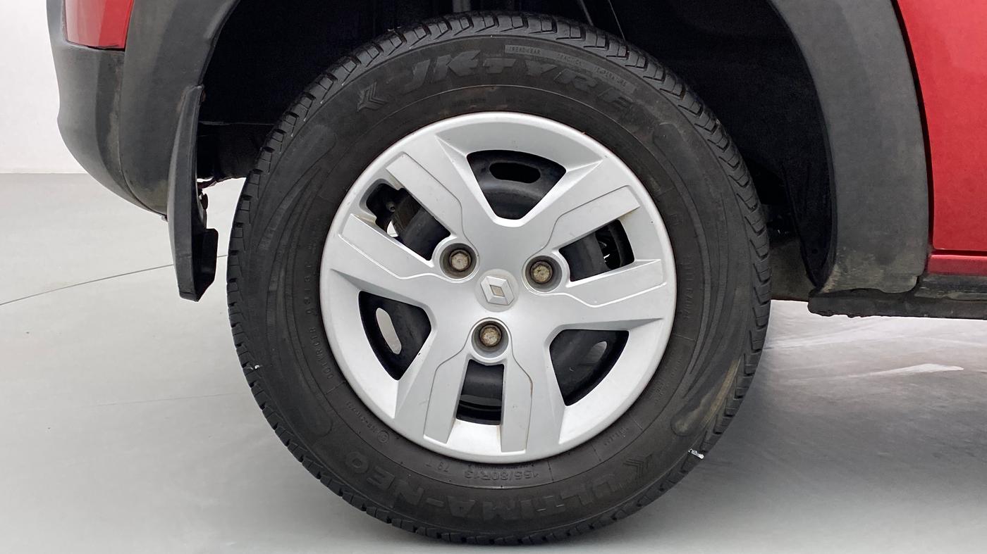 2016 Renault Kwid RXT, Petrol, Manual, 32,996 km, Right Rear Wheel