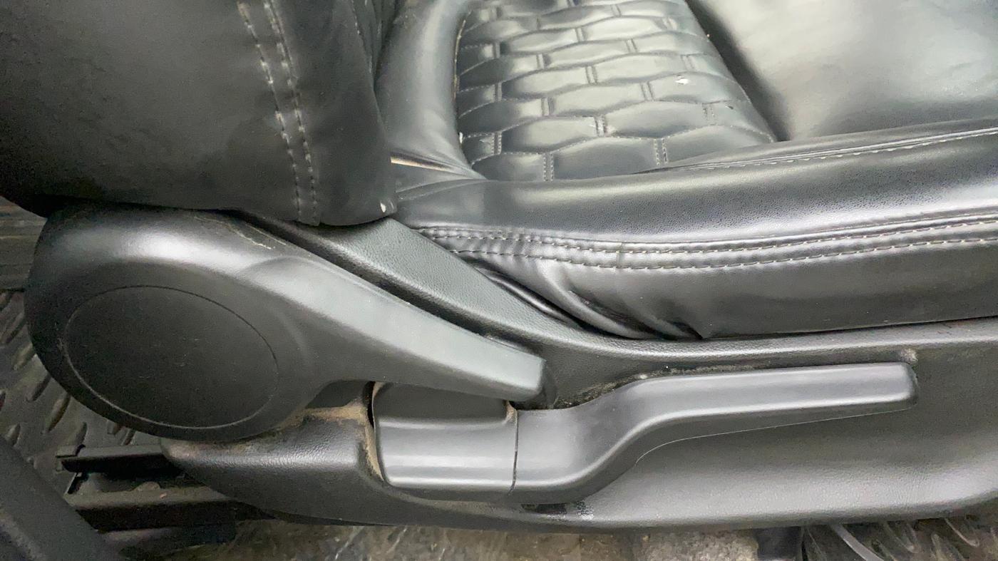 2021 Honda Amaze 1.2L I-VTEC S, Petrol, Manual, 28,250 km, Driver Side Adjustment Panel